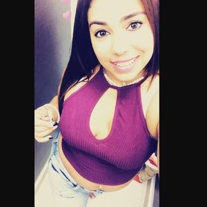 Meet your Posher, Roxanna